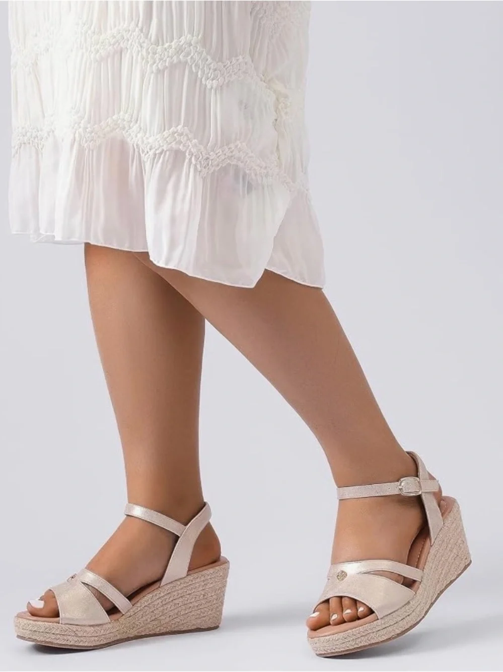 Brand New! Wide-width Wedge Espadrille Sandals in Champagne Metallic (Size:11.5)